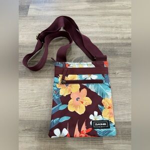 Dakine Jo Jo Crossbody Floral Bag